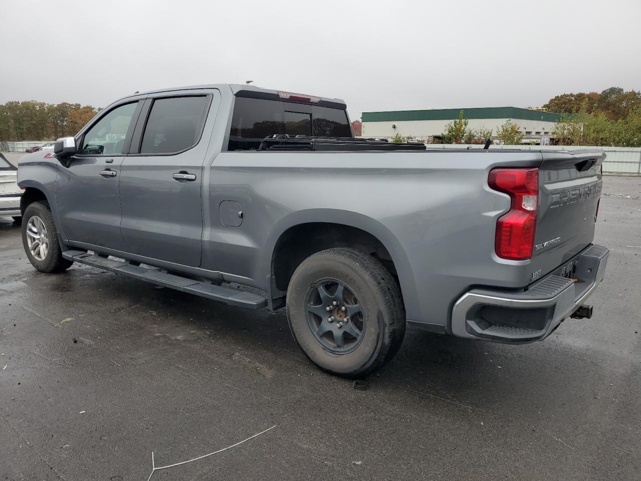Image 2 of 2019 CHEVROLET SILVERADO K1500 LT 2019 with VIN 3GCUYDED9KG301913