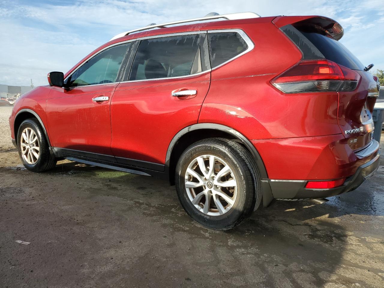 Image 2 of 2018 NISSAN ROGUE S 2018 with VIN 5N1AT2MT4JC847417