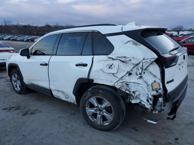 Image 2 of 2019 TOYOTA RAV4 XLE 2019 with VIN JTMP1RFV8KD510577