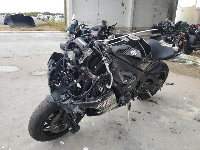 Image 2 of 2022 YAMAHA YZFR1  2022 with VIN JYARN66E7NA002663