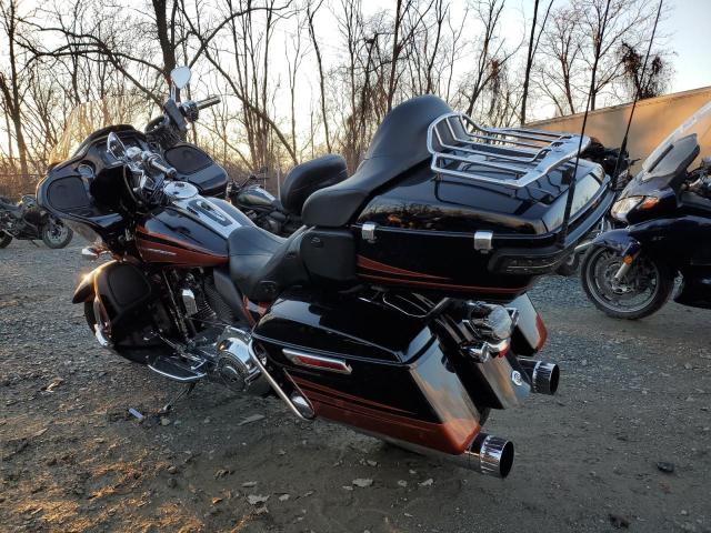 Изображение 3 2015 HARLEY-DAVIDSON FLTRUSE CVO ROAD GLIDE 2015 с VIN 1HD1TAN10FB961969