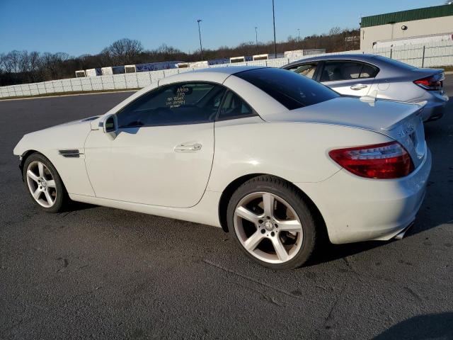 Obraz 2 z 2012 MERCEDES-BENZ SLK 250 2012 z VIN WDDPK4HA8CF035924