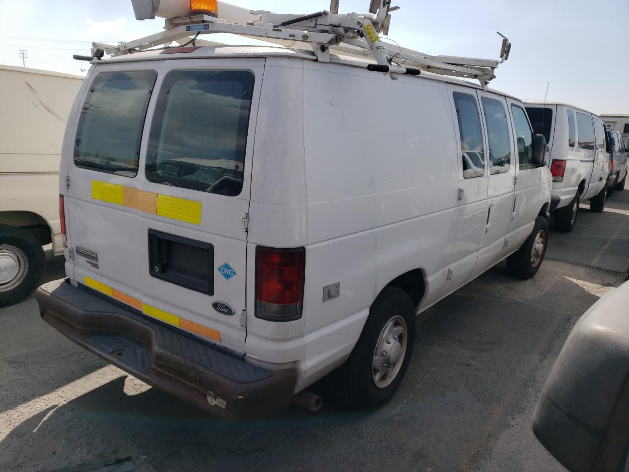 Изображение 3 2011 FORD ECONOLINE E250 VAN 2011 с VIN 1FTNE2EL5BDA10167