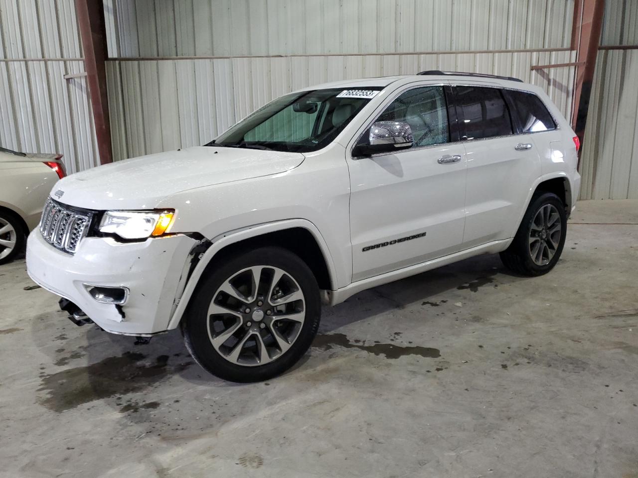 Image 1 of 2017 JEEP GRAND CHEROKEE OVERLAND 2017 with VIN 1C4RJECG8HC696448
