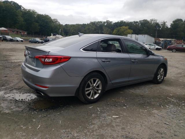 Obraz 3 z 2015 HYUNDAI SONATA SE 2015 z VIN 5NPE24AF7FH247828