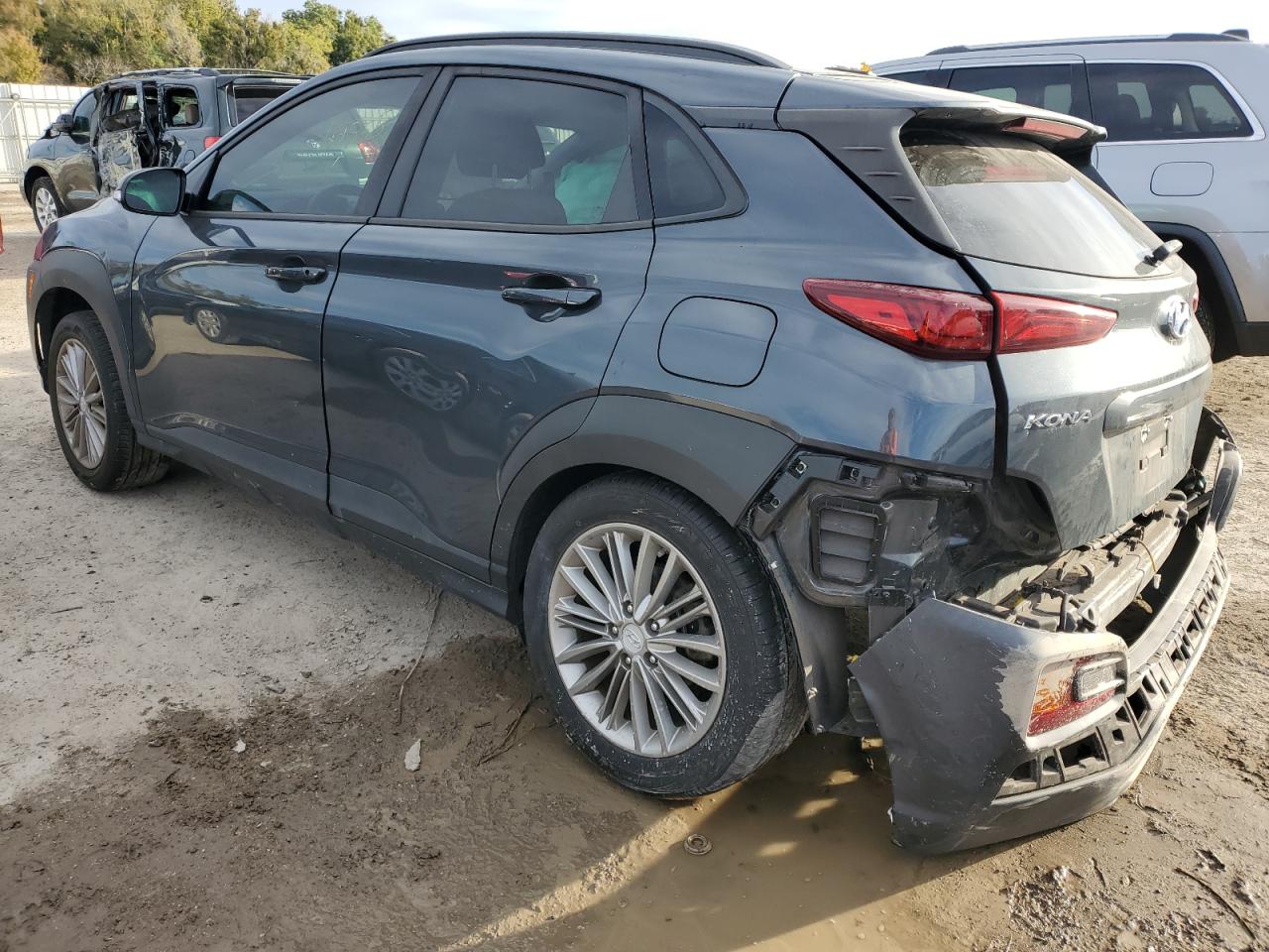 Image 2 of 2018 HYUNDAI KONA SEL 2018 with VIN KM8K22AA0JU164800