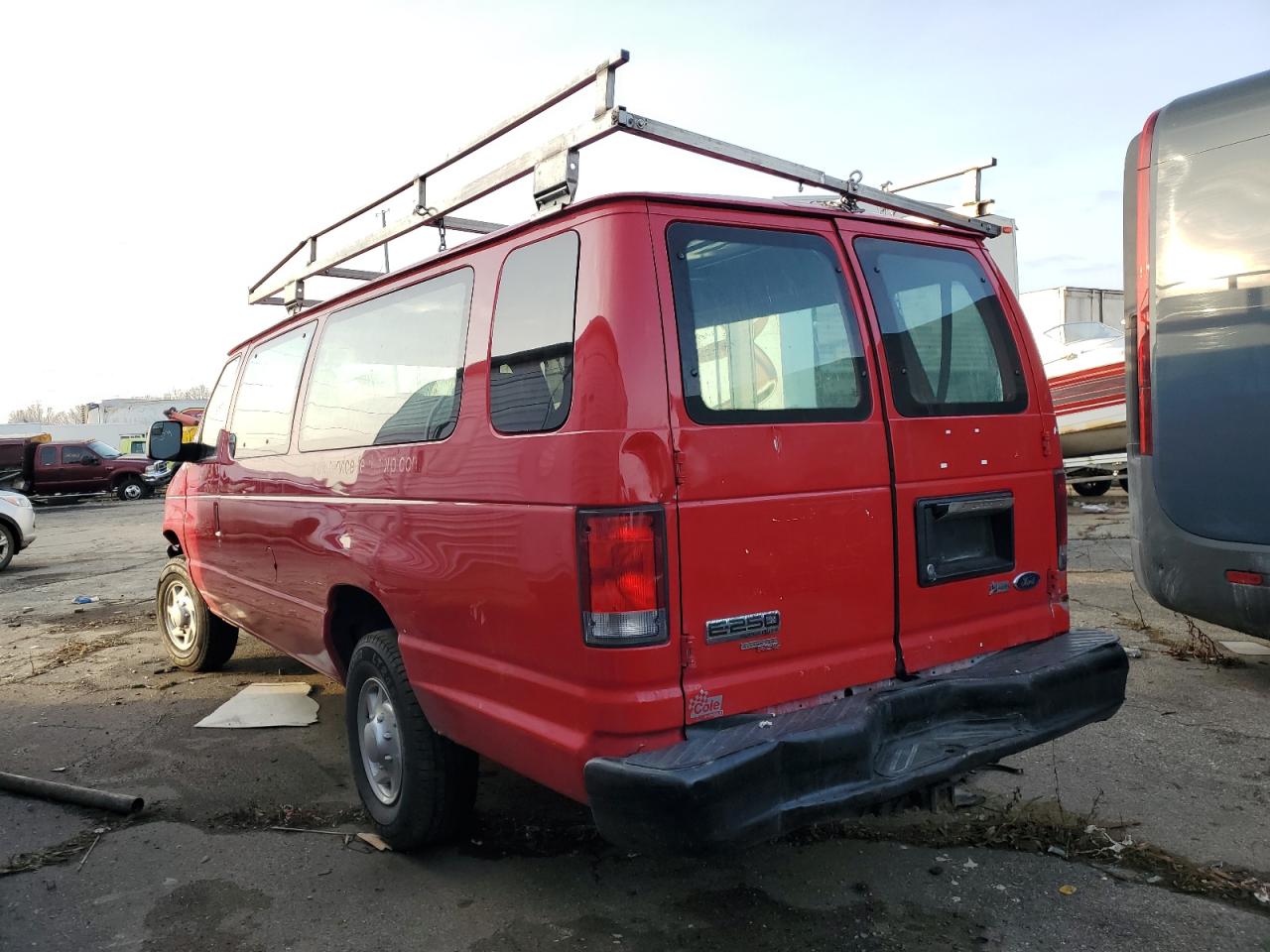Изображение 2 2013 FORD ECONOLINE E250 VAN 2013 с VIN 1FTNS2EW8DDB15002