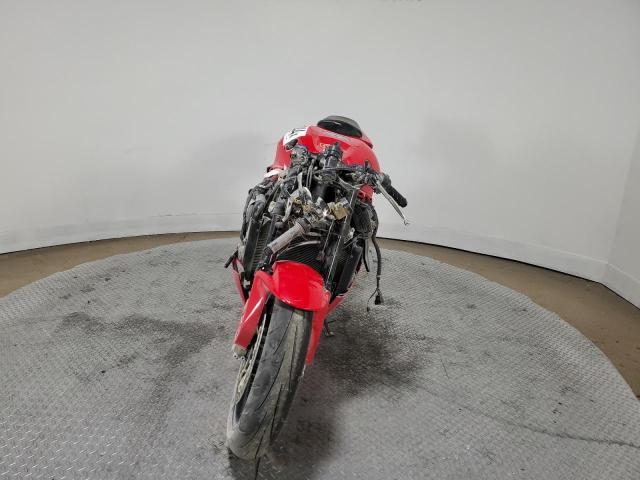 Изображение 2 2015 HONDA CBR600 RA 2015 с VIN JH2PC4080FK800062