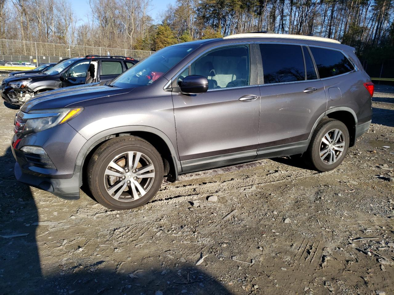Obraz 1 z 2016 HONDA PILOT EX 2016 z VIN 5FNYF6H47GB032659