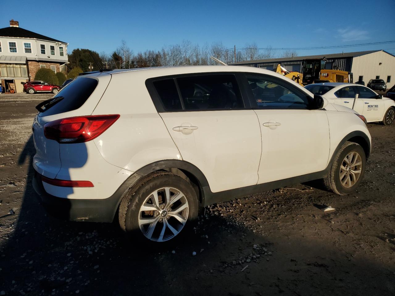 Image 3 of 2015 KIA SPORTAGE LX 2015 with VIN KNDPB3AC5F7727427