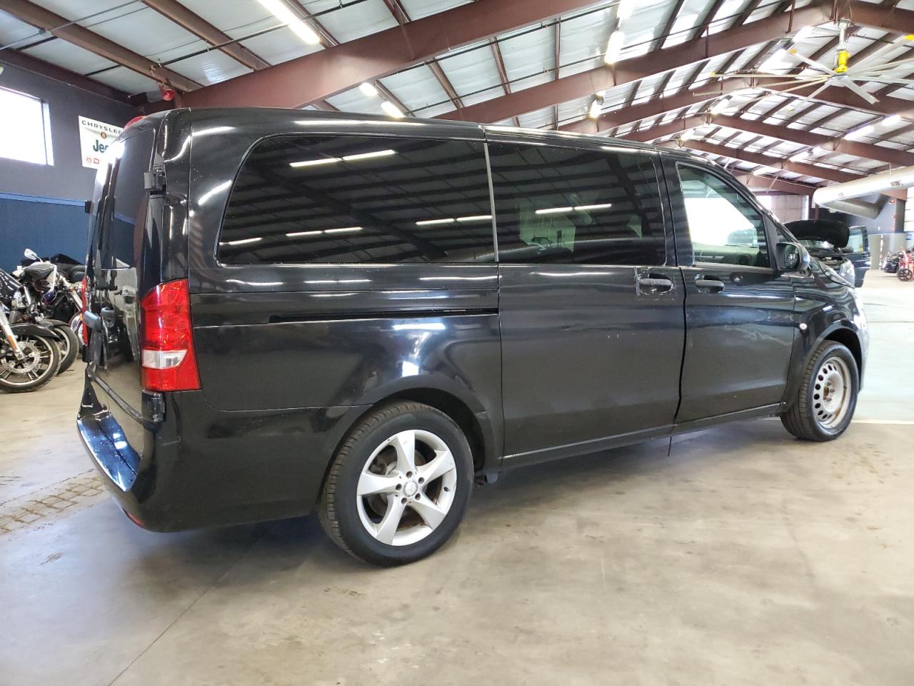 Изображение 3 2018 MERCEDES-BENZ METRIS  2018 с VIN WD4PG2EE2J3352268