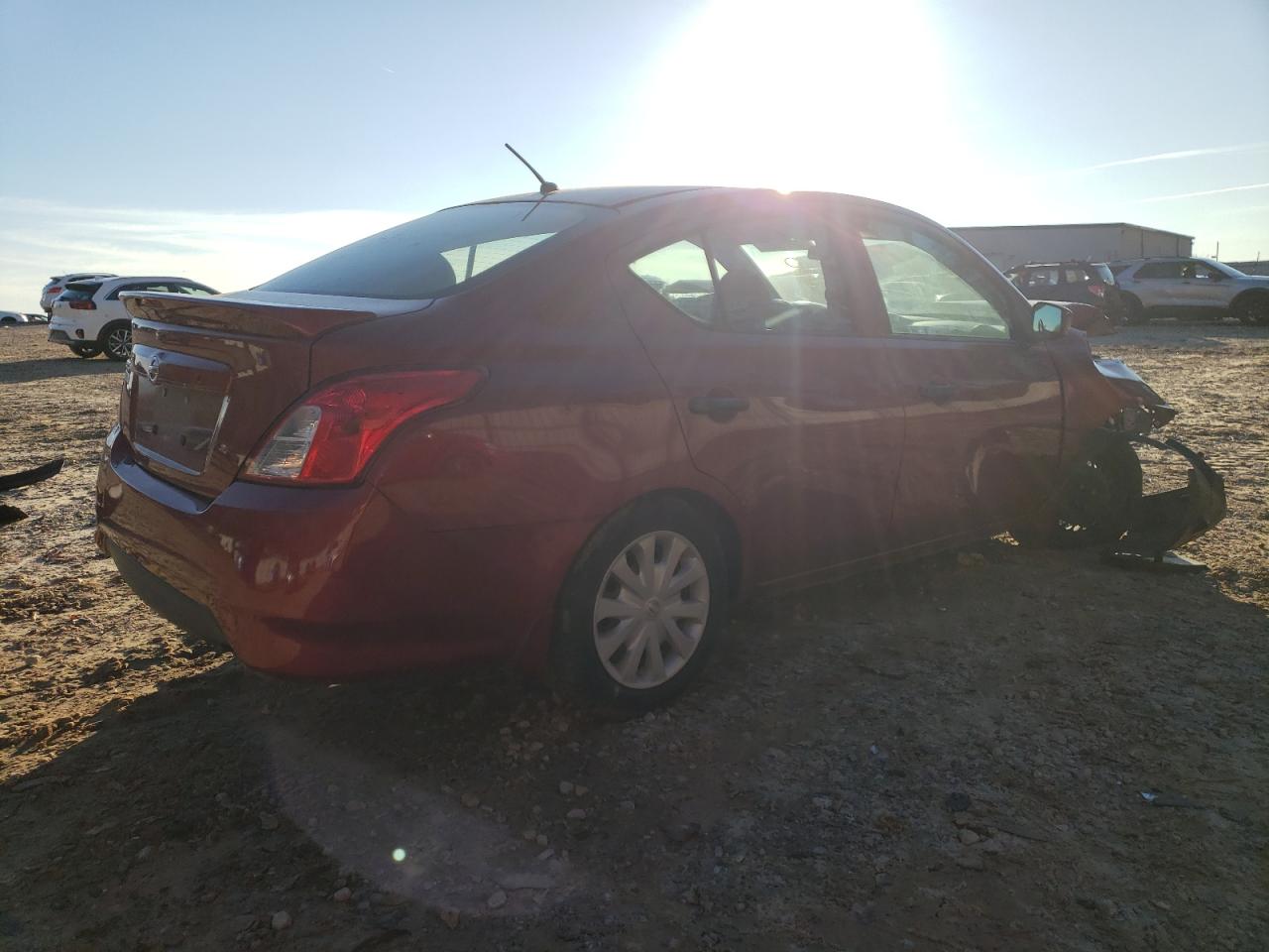 Obraz 3 z 2017 NISSAN VERSA S 2017 z VIN 3N1CN7APXHL817495