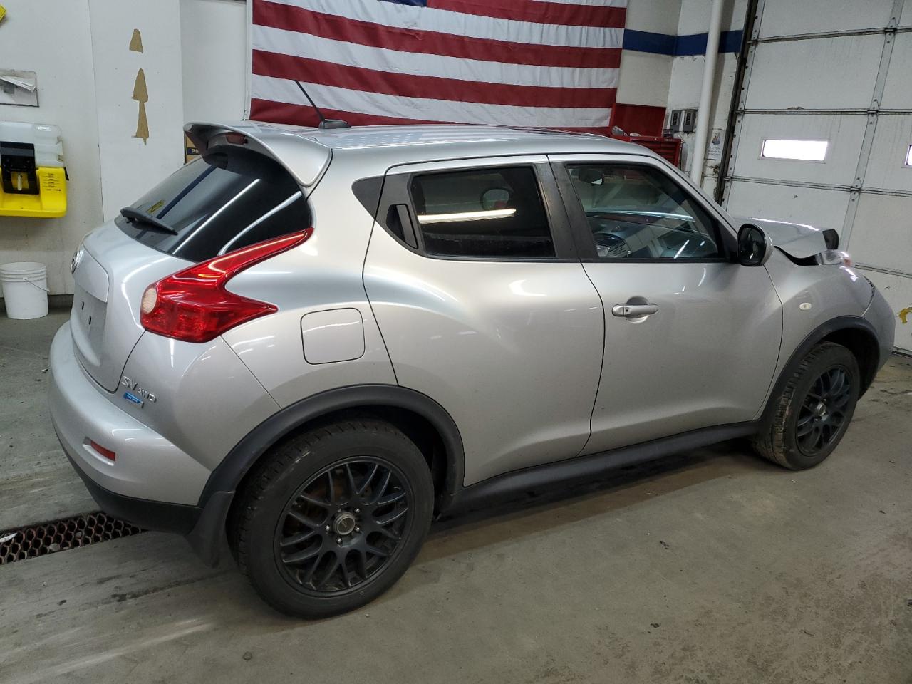 Изображение 3 2012 NISSAN JUKE S 2012 с VIN JN8AF5MV9CT115046