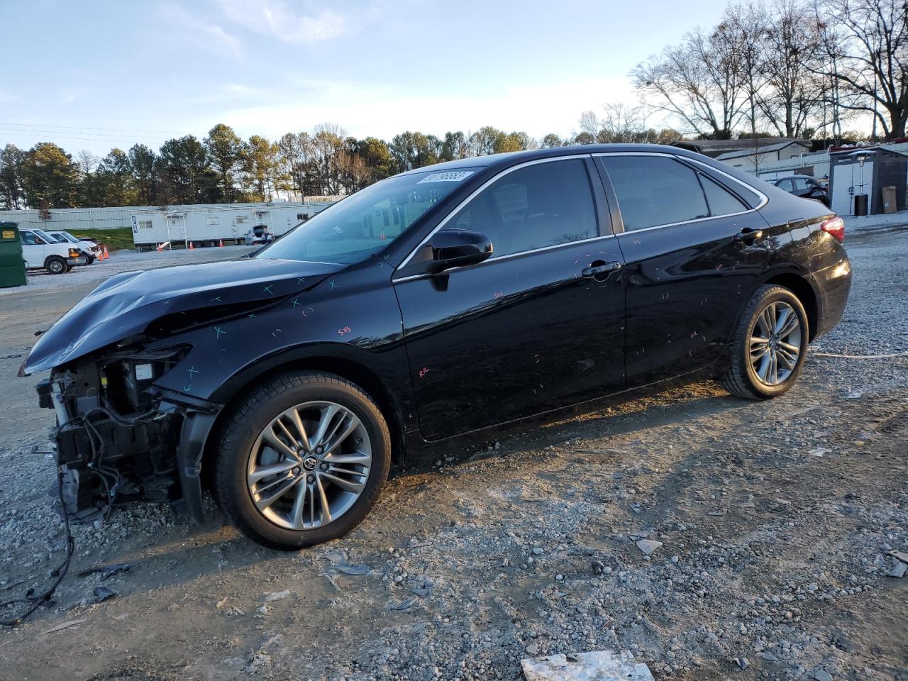 Obraz 1 z 2015 TOYOTA CAMRY LE 2015 z VIN 4T1BF1FK7FU973850