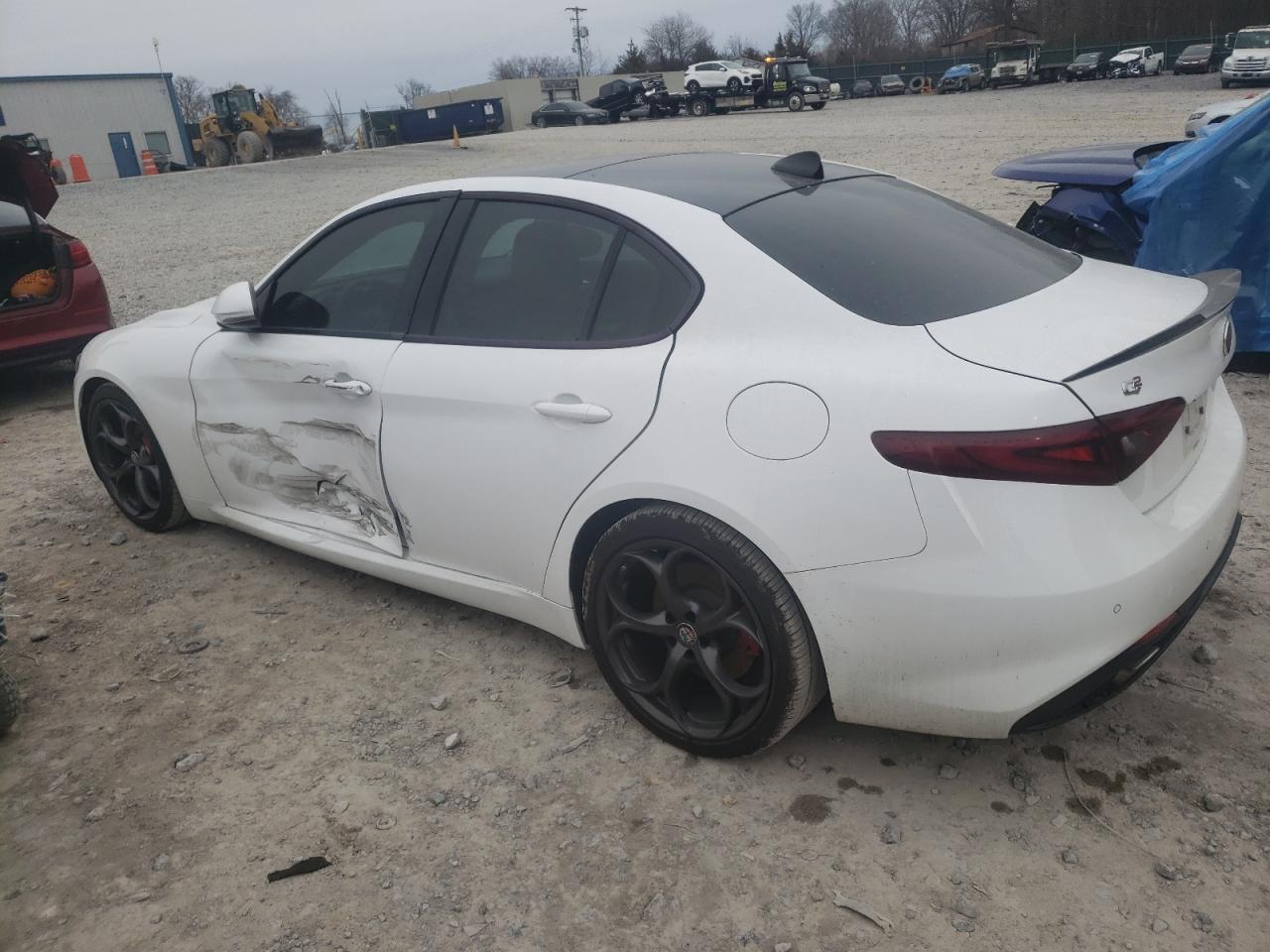 Image 2 of 2018 ALFA ROMEO GIULIA TI 2018 with VIN ZARFAECN0J7589478