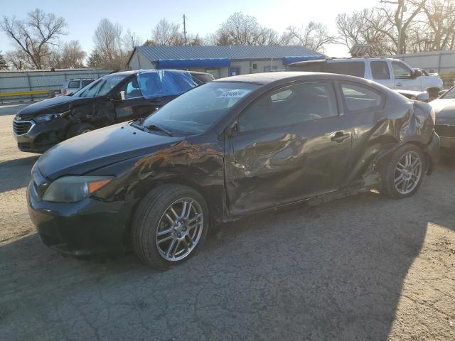 Obraz 1 z 2006 TOYOTA SCION TC  2006 z VIN JTKDE177260089888