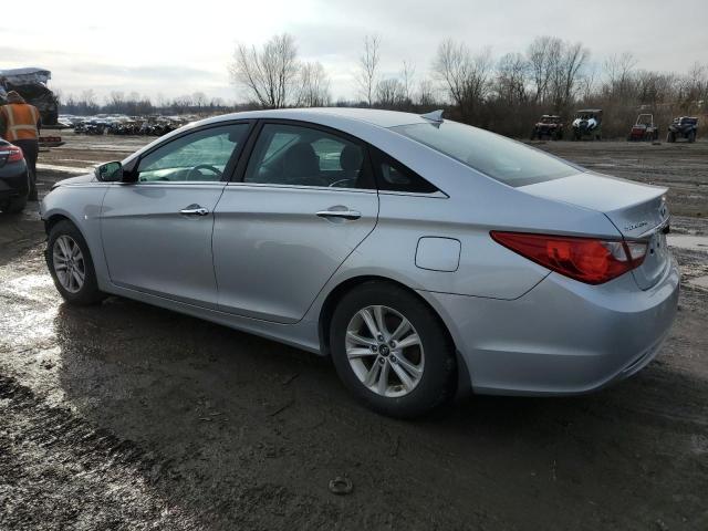 Obraz 2 z 2013 HYUNDAI SONATA SE 2013 z VIN 5NPEC4AC0DH643695