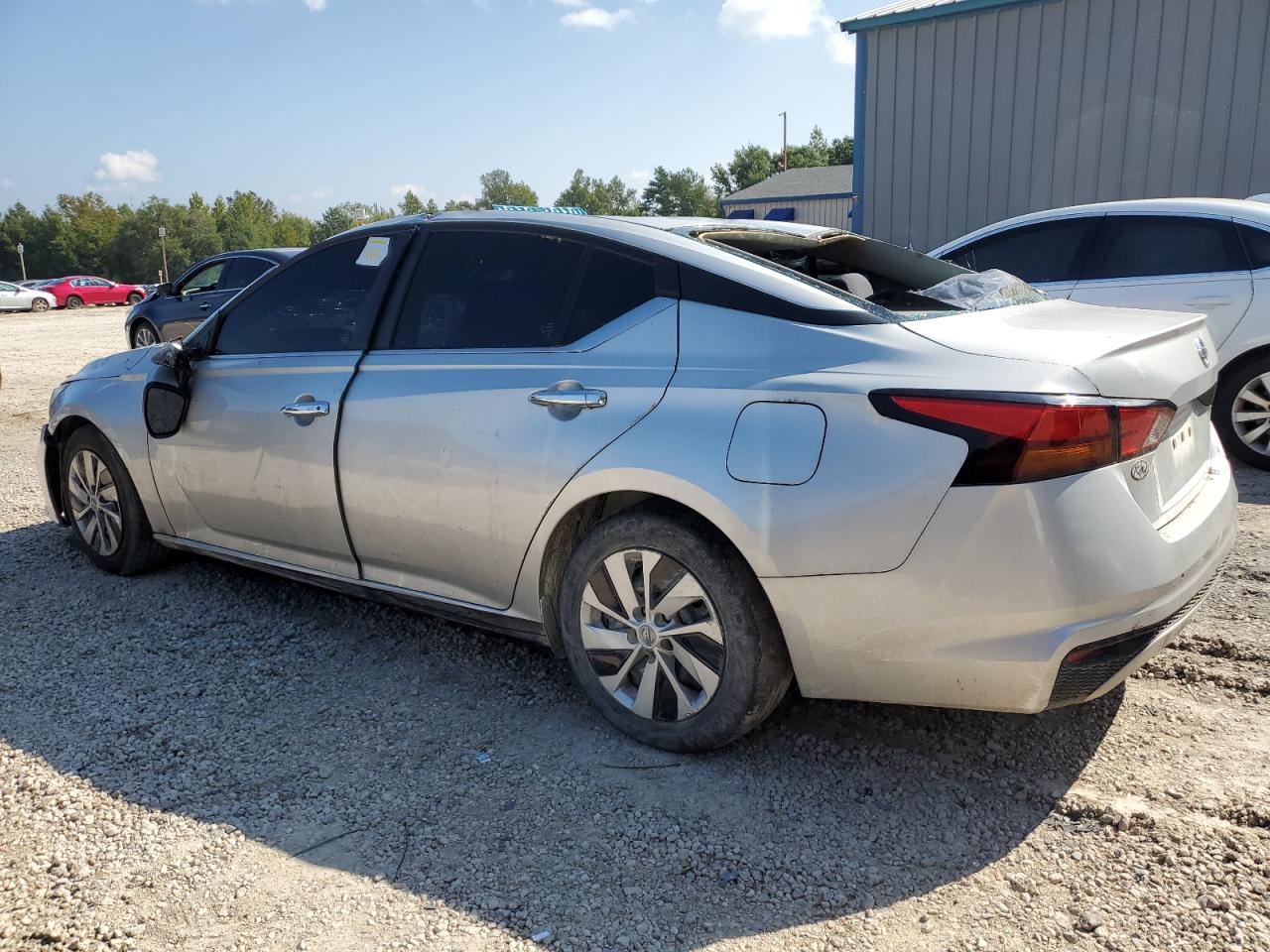 Image 2 of 2020 NISSAN ALTIMA S 2020 with VIN 1N4BL4BV7LN305489