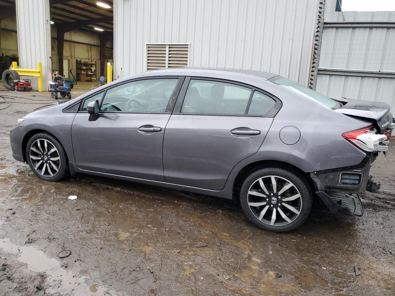 Изображение 2 2015 HONDA CIVIC EXL 2015 с VIN 19XFB2F91FE103059