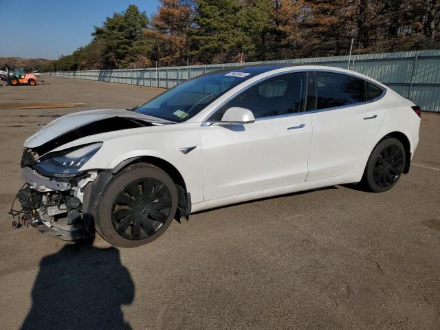 Obraz 1 z 2019 TESLA MODEL 3  2019 z VIN 5YJ3E1EB5KF469832