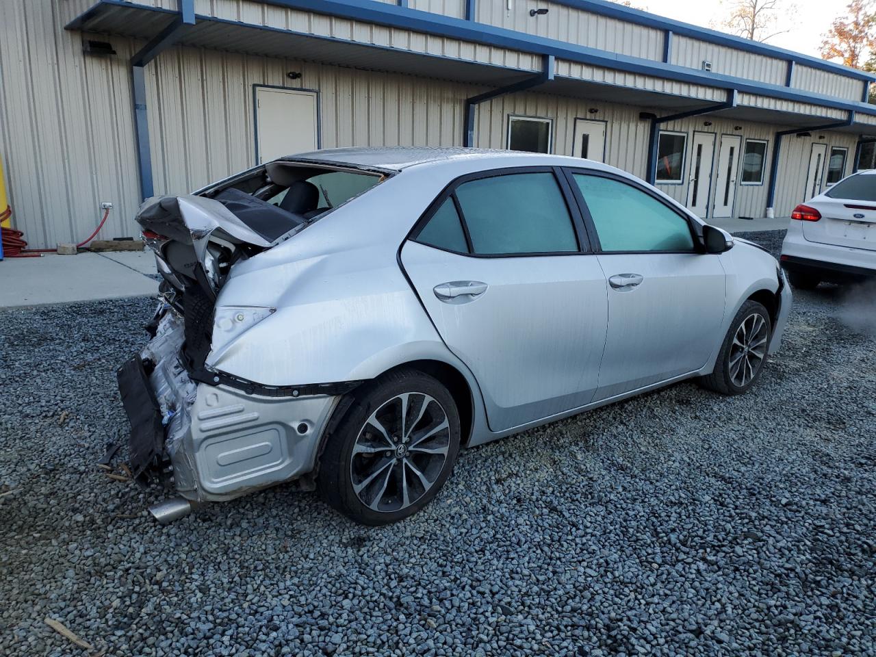 Изображение 3 2019 TOYOTA COROLLA L 2019 с VIN 5YFBURHE9KP870856