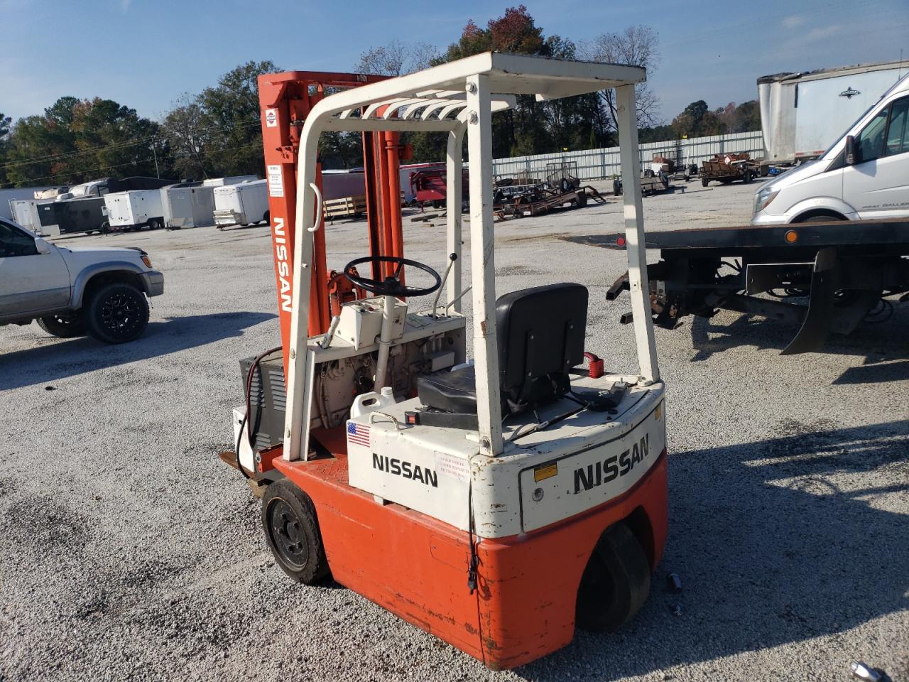 Image 3 of 1997 NISSAN FORKLIFT 1997 with VIN 77378483