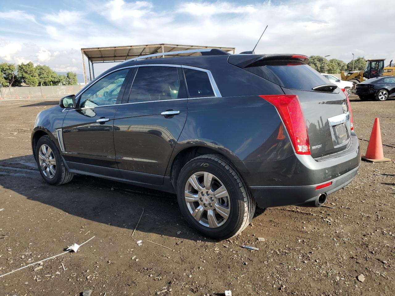 Изображение 2 2015 CADILLAC SRX LUXURY COLLECTION 2015 с VIN 3GYFNBE30FS589900