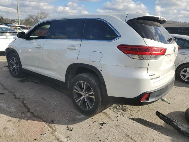 Изображение 2 2019 TOYOTA HIGHLANDER LE 2019 с VIN 5TDZZRFH3KS300761