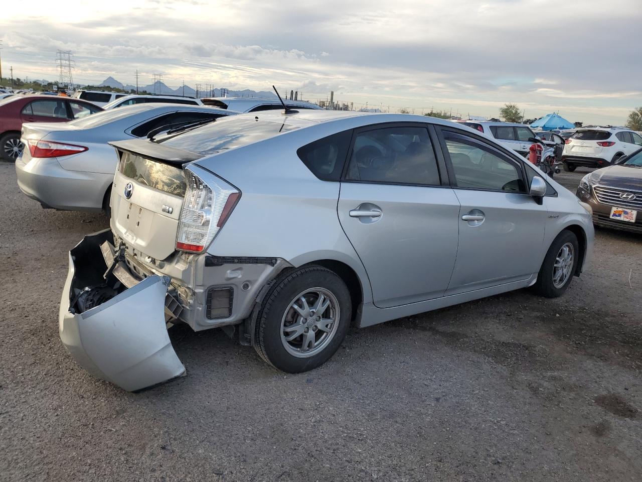 Image 3 of 2010 TOYOTA PRIUS  2010 with VIN JTDKN3DU7A0018540