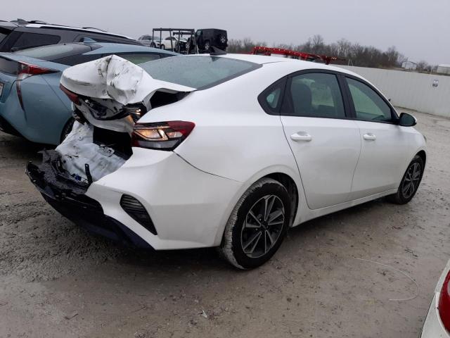 Изображение 3 2023 KIA FORTE LX 2023 с VIN 3KPF24AD4PE670486