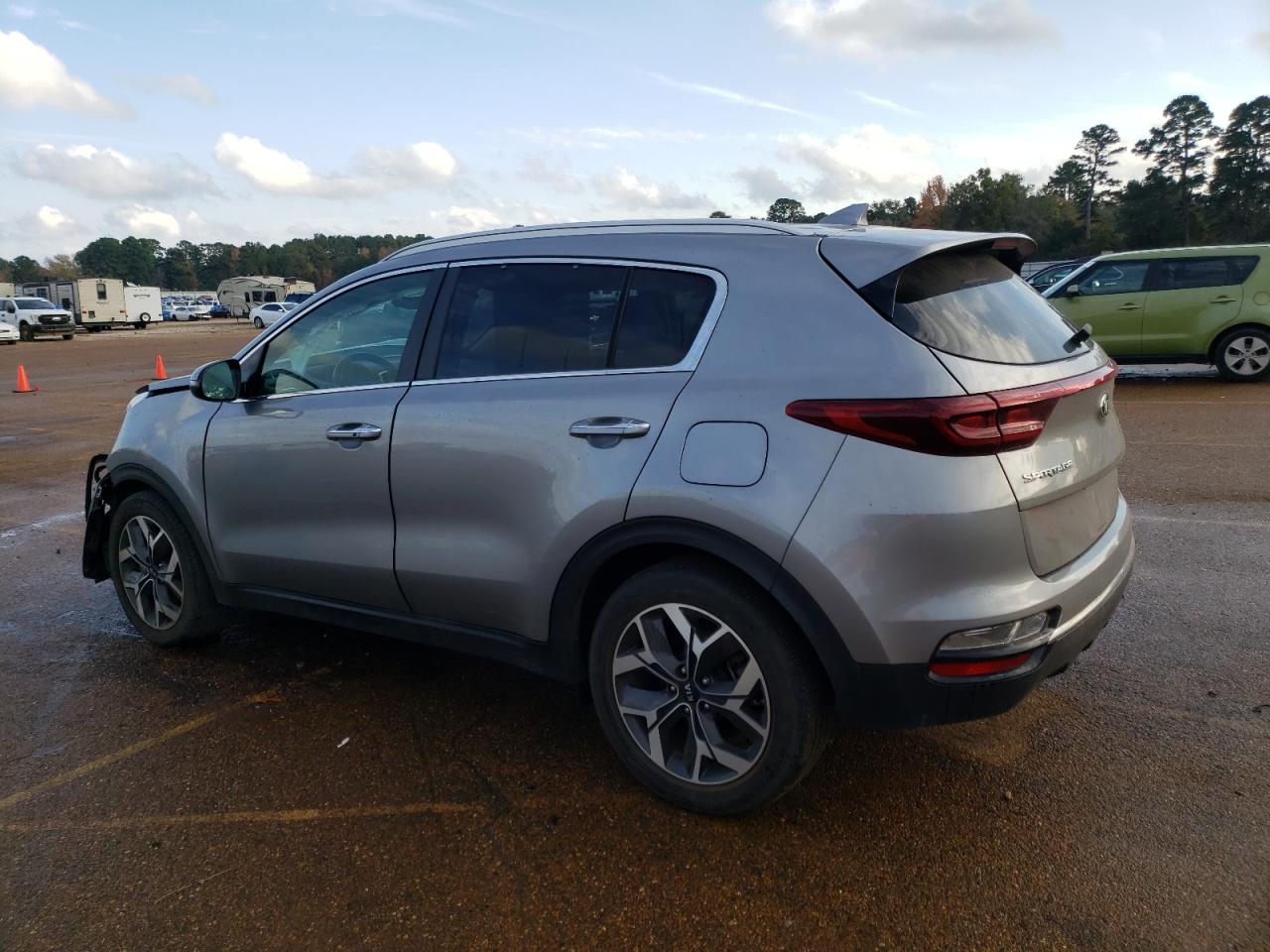 Изображение 2 2020 KIA SPORTAGE EX 2020 с VIN KNDPN3AC1L7720915