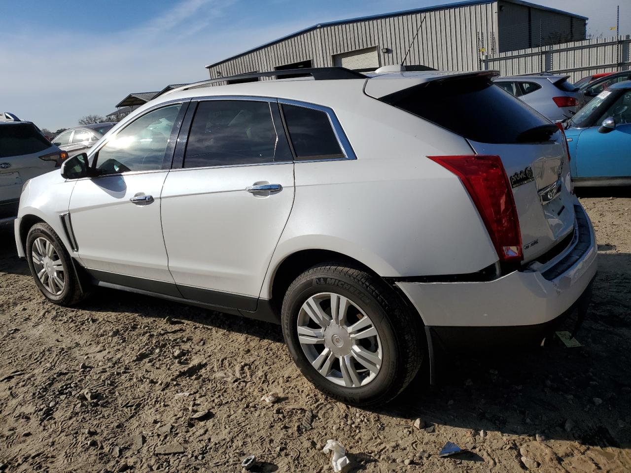 Image 2 of 2016 CADILLAC SRX  2016 with VIN 3GYFNAE32GS526521