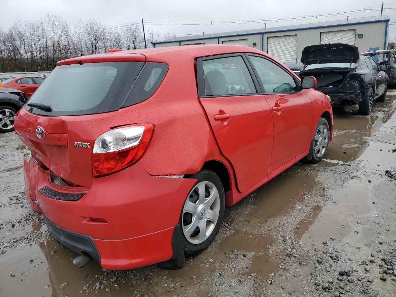 Image 3 of 2010 TOYOTA COROLLA MATRIX  2010 with VIN 2T1KU4EE9AC502697