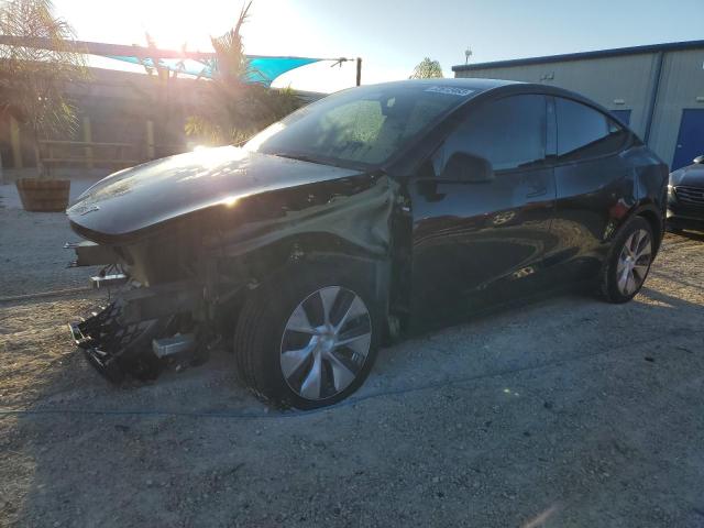 Obraz 1 z 2023 TESLA MODEL Y  2023 z VIN 7SAYGAEE1PF751082