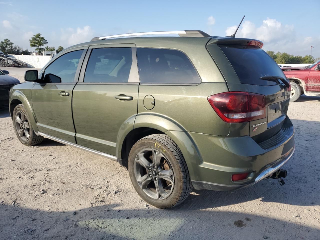 Obraz 2 z 2018 DODGE JOURNEY CROSSROAD 2018 z VIN 3C4PDDGG8JT311189