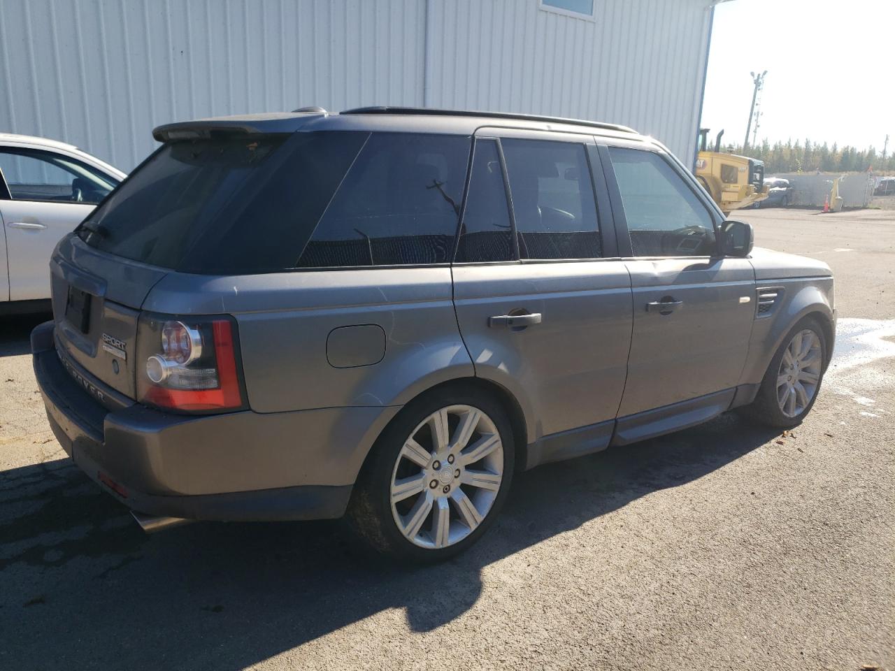 Image 3 of Land Rover Range Rover Sport Lux 2011 with VIN SALSK2D43BA259048