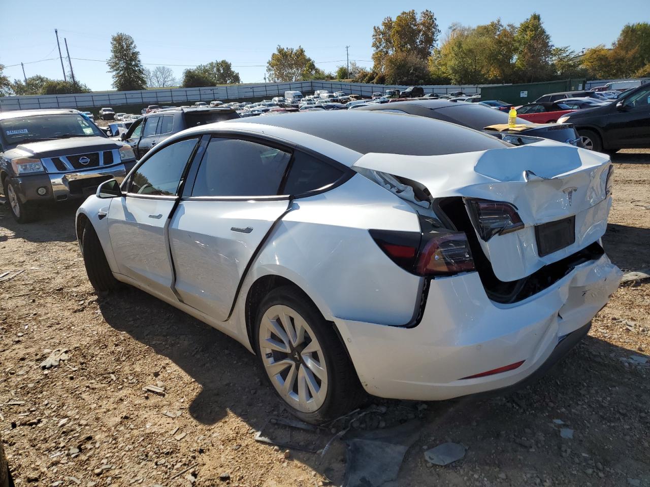Image 2 of Tesla Model 3 2022 with VIN 5YJ3E1EA3NF321321