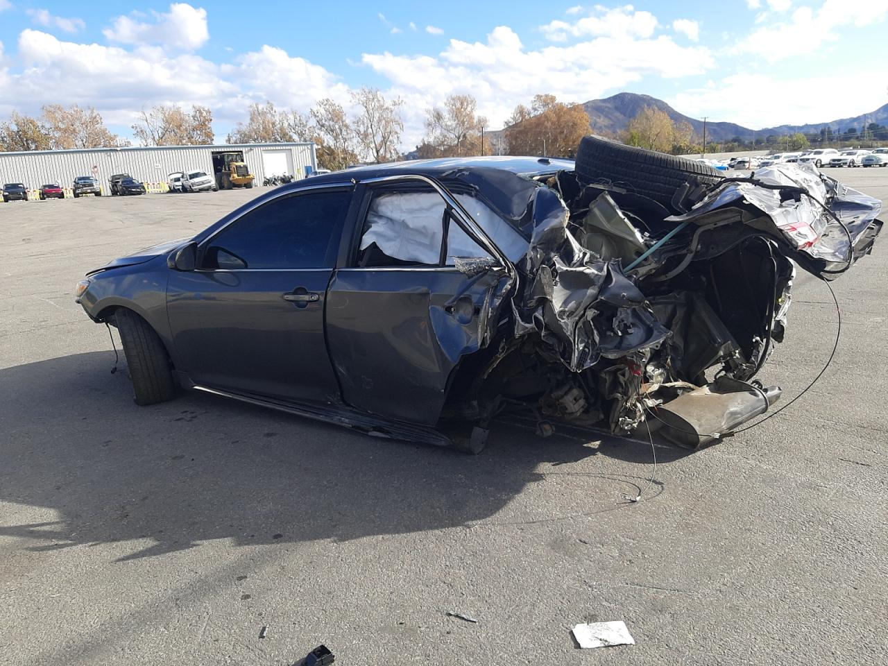 Изображение 2 2012 TOYOTA CAMRY SE 2012 с VIN 4T1BK1FKXCU505523