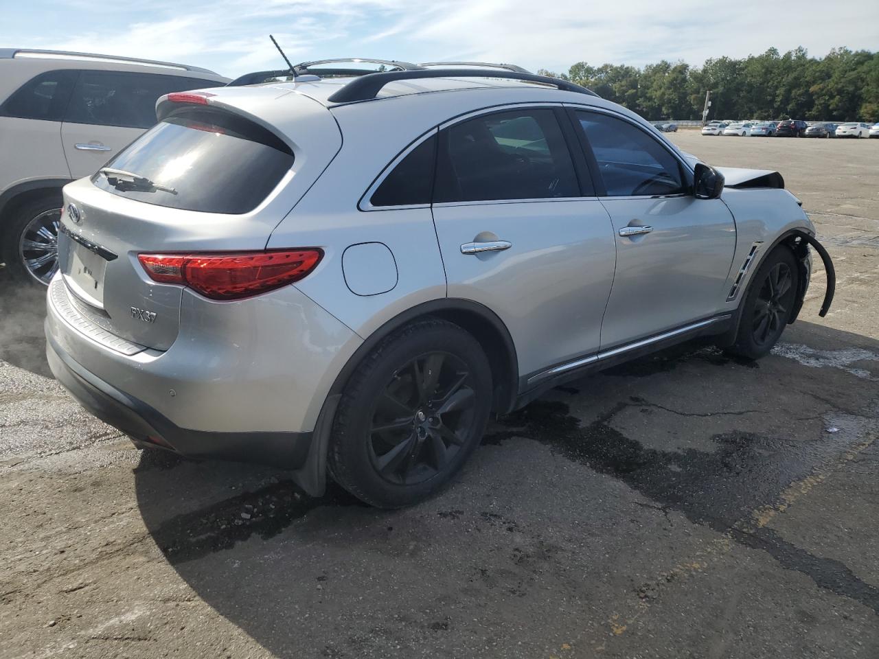 Image 3 of 2013 INFINITI FX37  2013 with VIN JN8CS1MU1DM141043