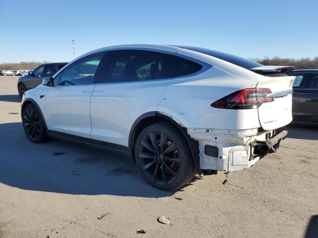 Obraz 2 z 2017 TESLA MODEL X  2017 z VIN 5YJXCBE40HF051847