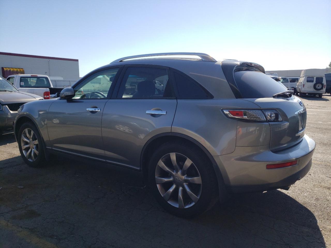 Изображение 2 2005 INFINITI FX35  2005 с VIN JNRAS08W65X210589