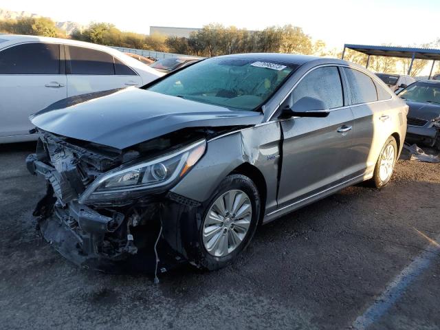 Image 1 of 2017 HYUNDAI SONATA HYBRID 2017 with VIN KMHE24L31HA066832