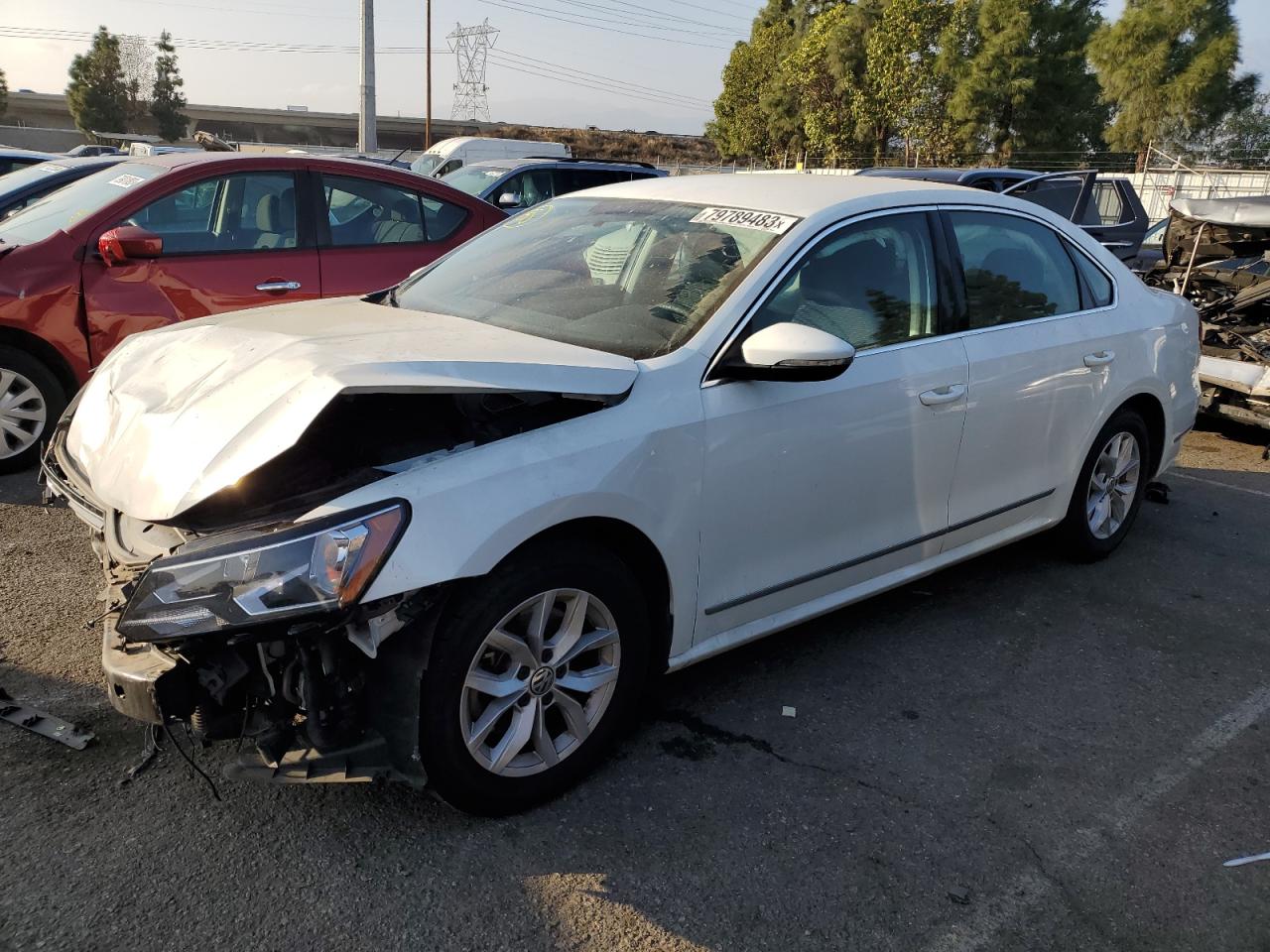 Obraz 1 z 2016 VOLKSWAGEN PASSAT S 2016 z VIN 1VWAT7A37GC033385