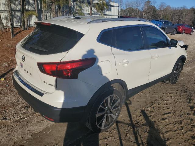 Image 3 of 2018 NISSAN ROGUE S 2018 with VIN JN1BJ1CR4JW253586