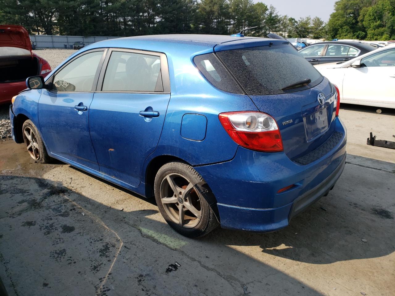 Image 2 of 2009 TOYOTA COROLLA MATRIX S 2009 with VIN 2T1LE40E29C011912