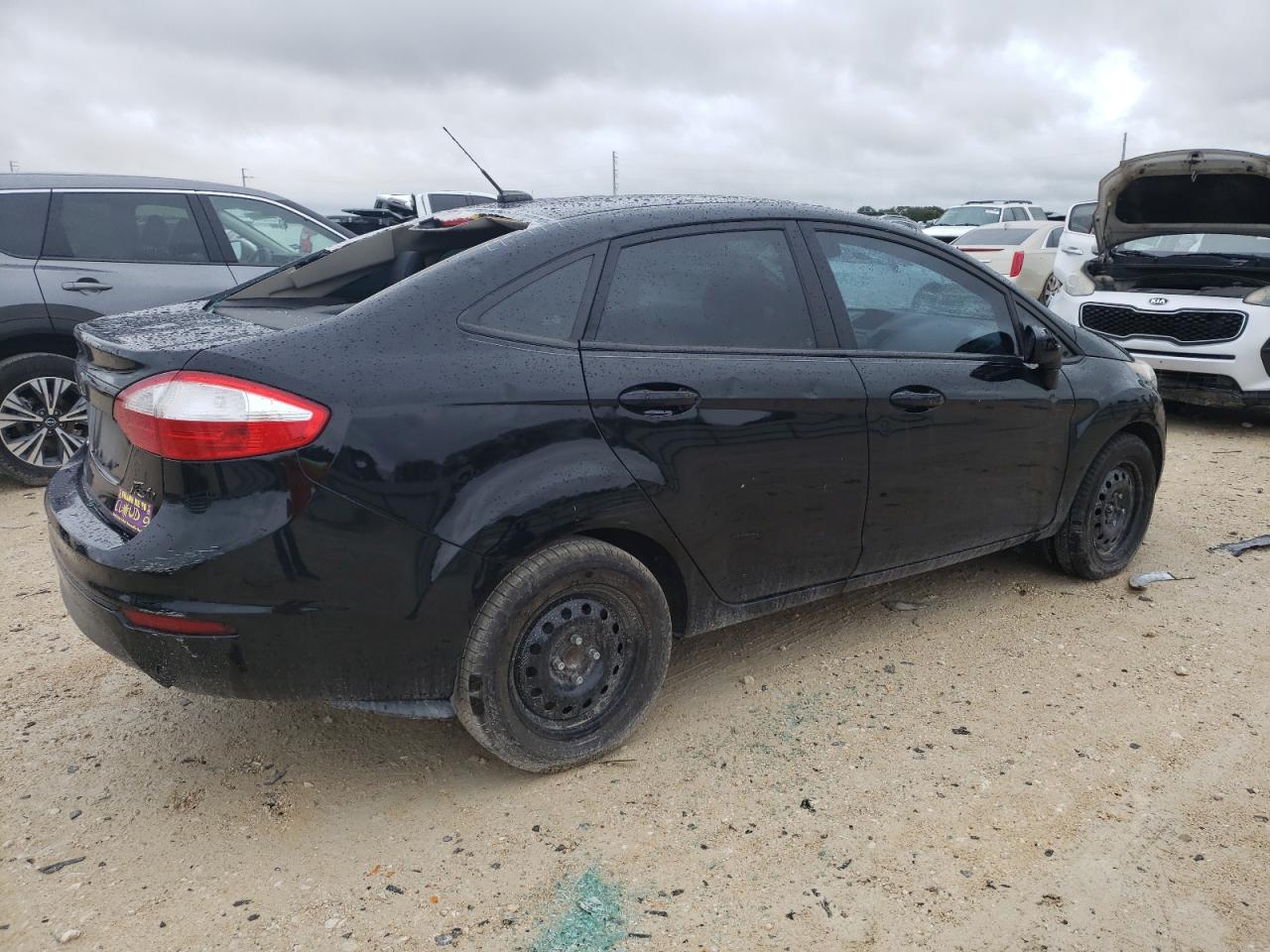 Image 3 of 2017 FORD FIESTA S 2017 with VIN 3FADP4AJ7HM103264