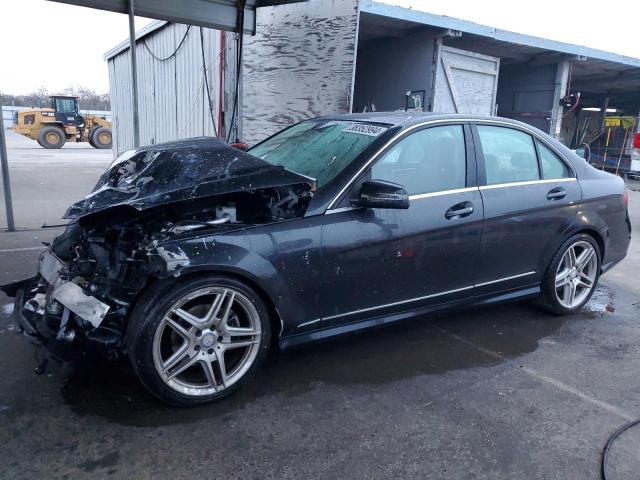 Obraz 1 z 2013 MERCEDES-BENZ C 250 2013 z VIN WDDGF4HB4DR271080