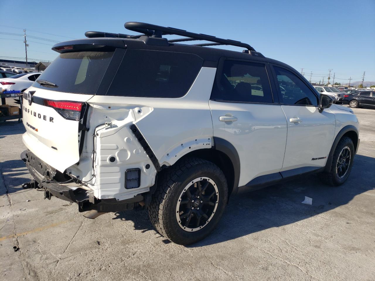 Изображение 3 2023 NISSAN PATHFINDER SV 2023 с VIN 5N1DR3BD7PC256164