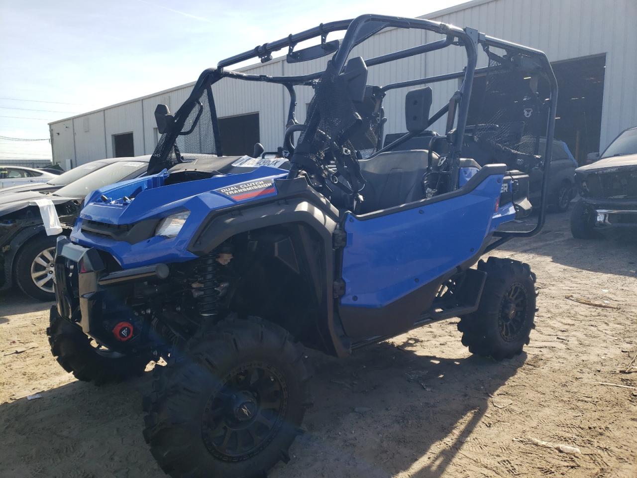 Image 2 of 2022 HONDA SXS1000 M5 2022 with VIN 1HFVE0427N4600524