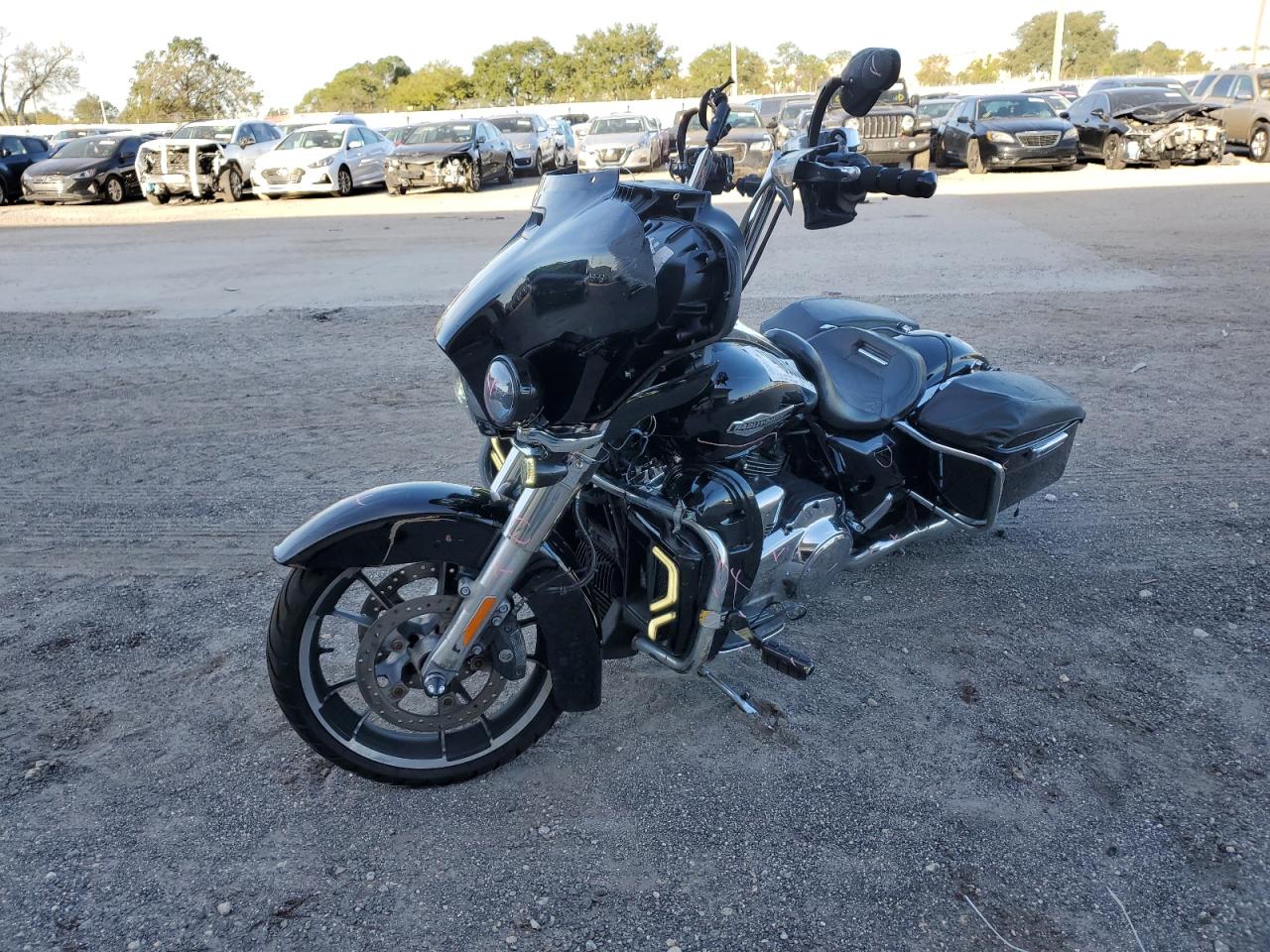 Изображение 2 2021 HARLEY-DAVIDSON FLHX  2021 с VIN 1HD1KBC10MB631502